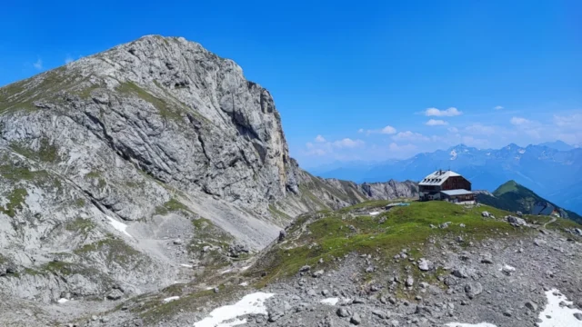8-chata-guttenberguas Guttenberghaus s výhledem na okolní vrcholy